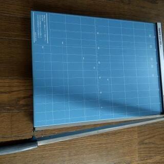 コクヨ　ペーパーカッター　DN-1