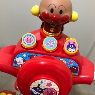 値下げしました⭐︎アンパンマンデラックス三輪車の画像