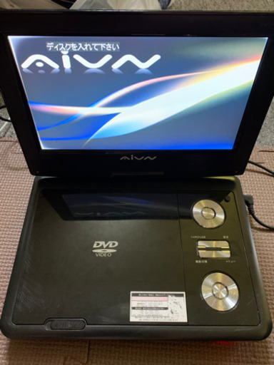 9インチ1SEGポータブルDVDプレーヤー