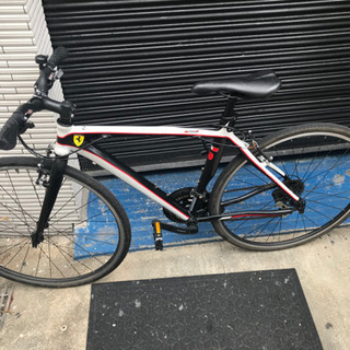 クロスバイク フェラーリ