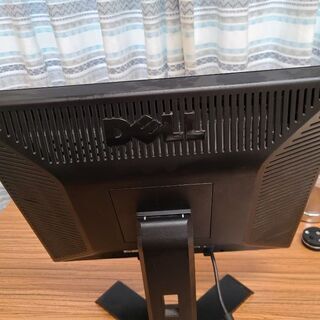DELL 19インチモニターの画像
