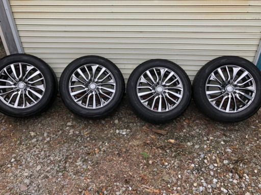 値下げしました。17インチ　夏タイヤ　レオニス　ホイールタイヤセット　美品