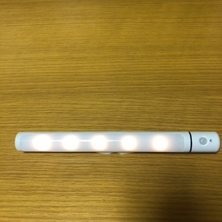 LDEセンサーライト　人感センサー付きの画像