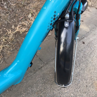 A04B✴️✴️タイヤ新品✳️✳️C23D電動自転車☯️☯️ブリジストンアンジェリーノ❤️❤️超高性能モデル２０インチ の画像