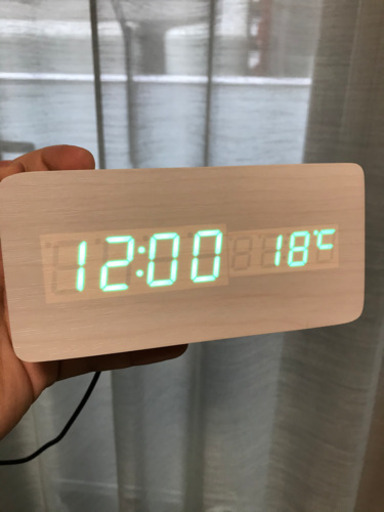 【新品未使用】音声反応LEDクロック