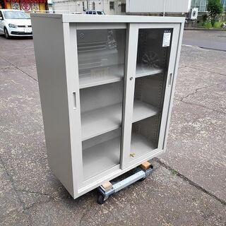 コクヨ　３段ガラス引違扉書庫　A4 ３段可『良品中古』複数入荷！...