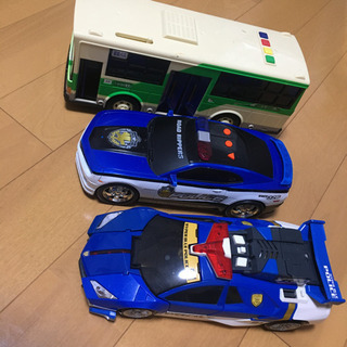 車　おもちゃの画像