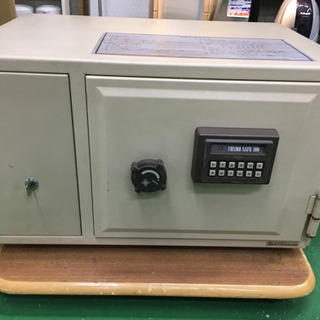ji0002　ダブルドア テンキー式耐火金庫 COSMO SAF...