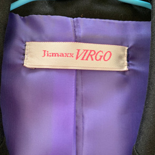 黒ジャケットの画像