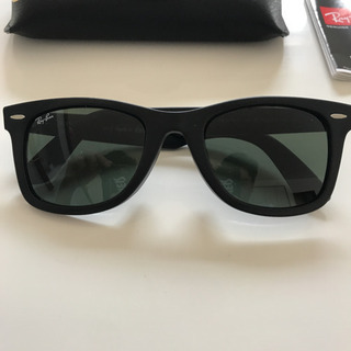 レイバン　RB2140F ウェイファラー　美品　本物の画像