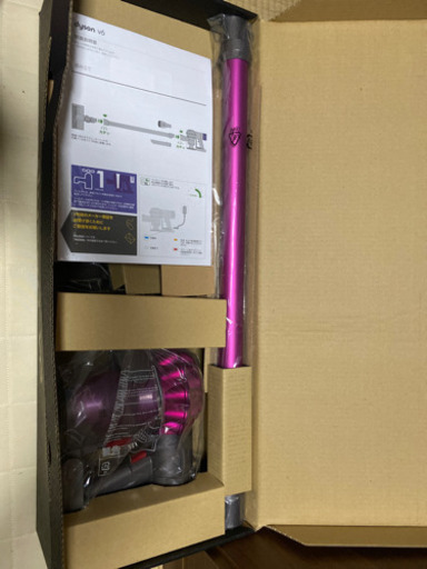 ② ダイソン  スティッククリーナー　SV07WHENTFUフューシャ