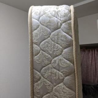 シーリーのマットレス（ワイドダブル）の画像