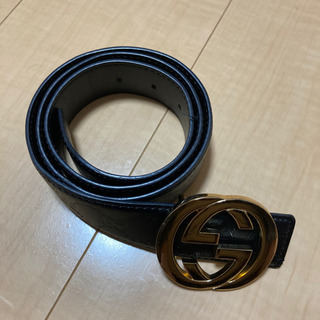 GUCCIのレザーベルト（交渉可）