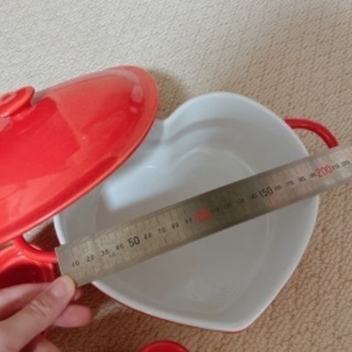 赤いハートの鍋 ハートカップ2つセットの画像