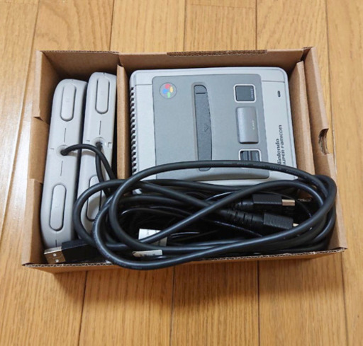 美品　任天堂ニンテンドークラシックミニ スーパーファミコン