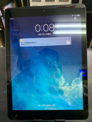 【美品】ipad air 32GB スペースグレイ セルラー&Wi-Fi au ◯判定
