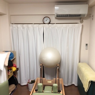 IKEAのカーテン　白無地