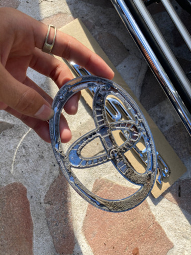 トヨタセルシオ　30後期メッキエンブレム フロントグリル  30セルシオ　CELSIOR