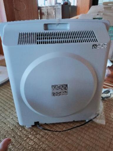 TWINSBIRDS 　イオン発生空気清浄機　AC-D358型