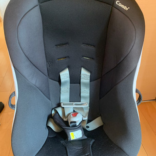 combi チャイルドシート の画像