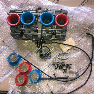 CBR1100xx  FCRキャブ　
