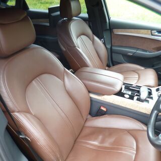 希少車 平成24年式 アウディ　A8L　クワトロ　４人乗り　美車　検3/6 売り切り　最終値下げ（今月のみ）の画像