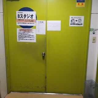 スタジオのヘアメイク募集の画像
