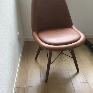 受け渡し予定者決定済み【0円】ダイニングチェア一脚　の画像