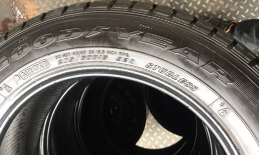 タイヤのみ　4本  GOODYEAR  スタッドレス