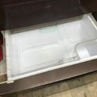 掘り出し物大容量！観音開きドア・自動製氷機・６ドアその他機能有人気カラーでまだまだ使えます。の画像