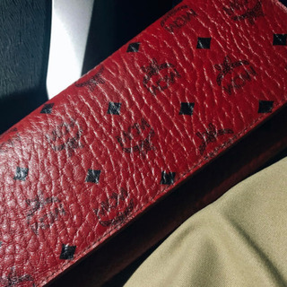 MCM  長財布　赤の画像