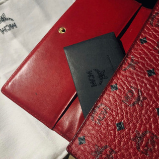 MCM  長財布　赤