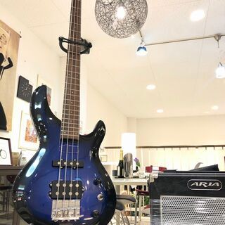 中古　ARIA　エレキベース　アンプ付き