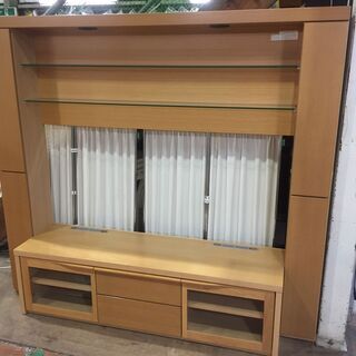 モーブル照明付き枠型TVボードの画像