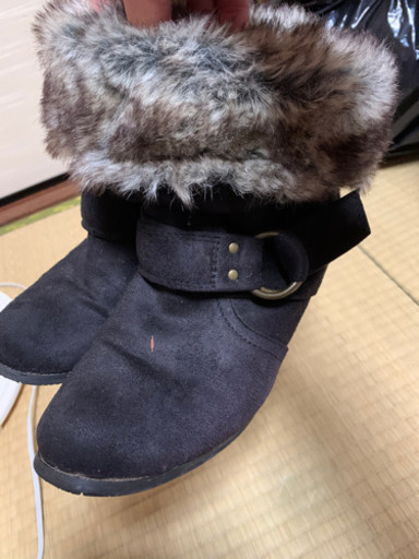 ショートブーツ