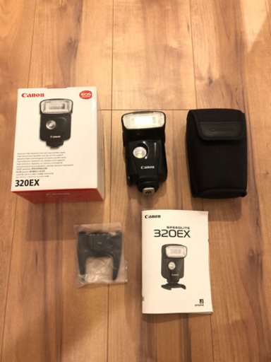 値下げ！　canon speedlite 320EX キャノン　スピードライト