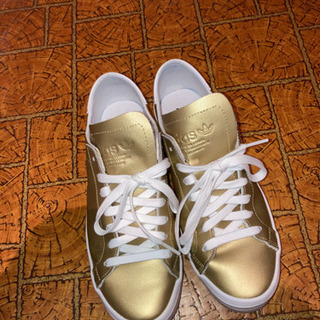 【美品/中古】adidas レディーススニーカー 24.5cm