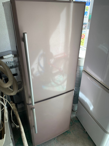 配送可能　三菱ノンフロン冷凍冷蔵庫　MR-H26T-P