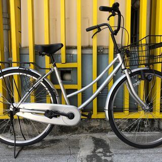 お値下げしました！《レンタサイクル店使用　自転車整備士整備済み！》㊲中古車　26インチ　シティサイクル　シルバー