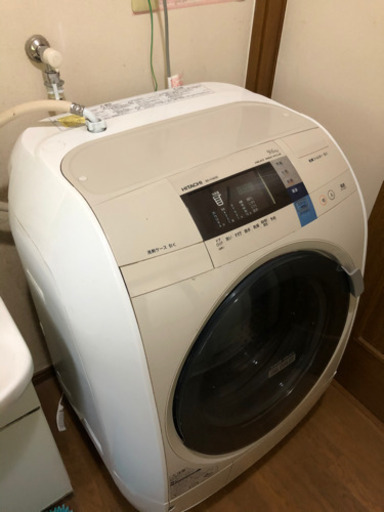 2013年製　日立 ヒートリサイクル 風アイロン ビッグドラム BD-V3600L