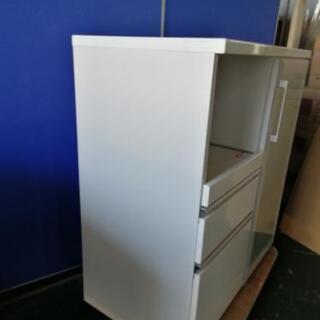 ニトリ　レンジボード　キッチンボード　食器棚の画像