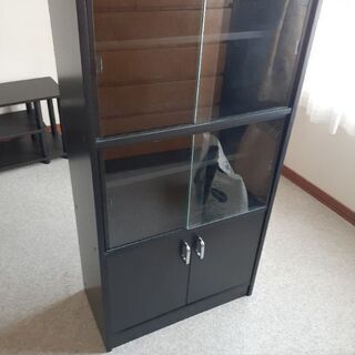 コンパクト食器棚