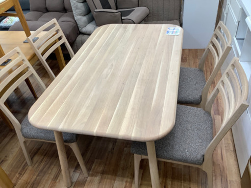 ダイニングテーブル5点セット　ナチュラル　シギヤマ家具工業