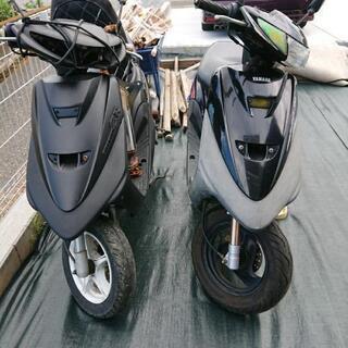 スーパージョグZR 左側