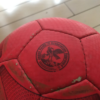 アディダス 4号サッカーボール TANGO 12 😊0円です😊の画像