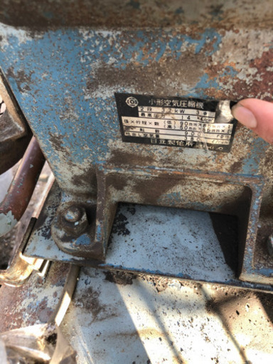 中古　３相200v  3.7kw 湿式コンプレッサー