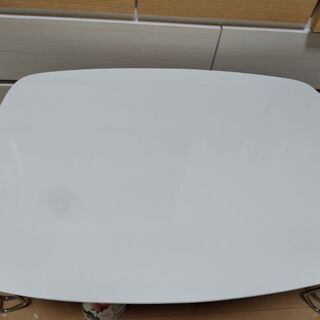 ホワイト☆ローテーブル