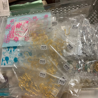 アクセサリーパーツ