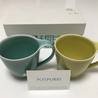 ペアのマグカップ　新品未使用　箱入り　800円
