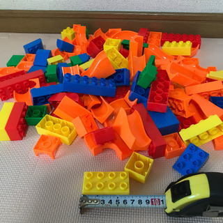 ブロック　おもちゃ　知育玩具の画像